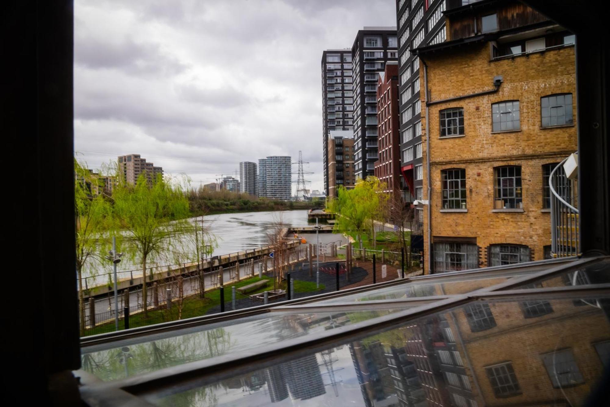 Loft Style Apartment Near O2, Abba Voyage, Excel Londres Exterior foto