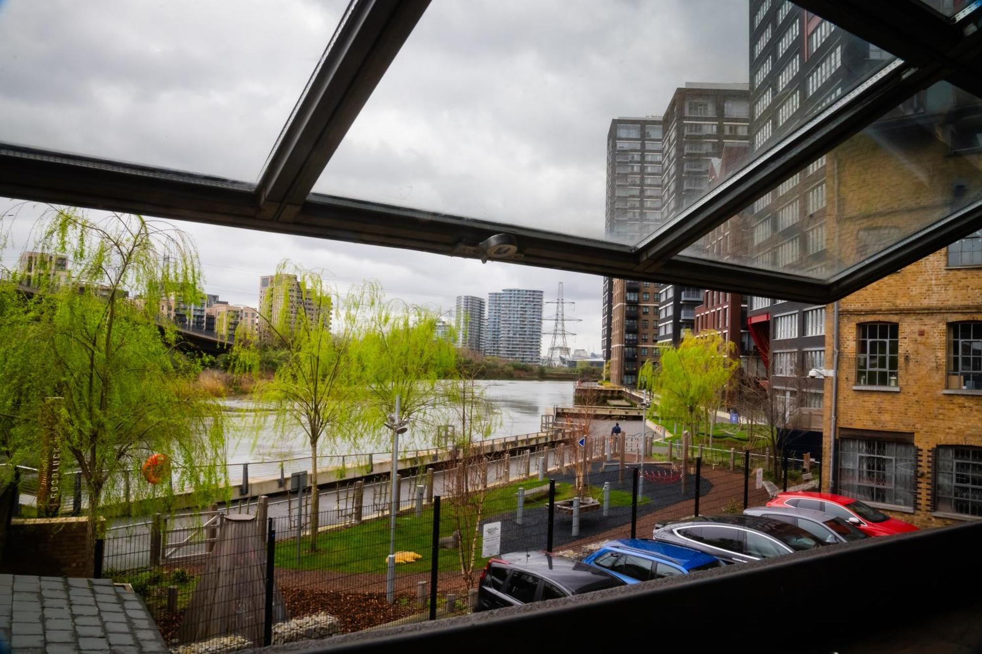 Loft Style Apartment Near O2, Abba Voyage, Excel Londres Exterior foto